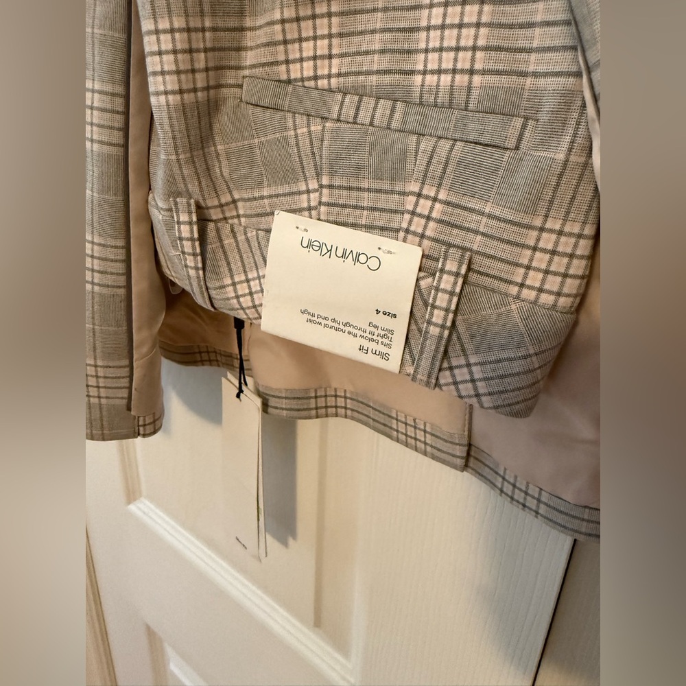 Calvin Klein Women's Classic Gray and Pink Plaid Blazer and Pants - Suit Set - Picture 5 of 5
